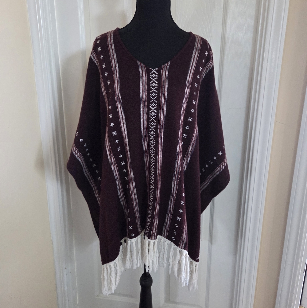 Burgundy & White Festival Tassle Fringe Embroidered Boho Western Poncho M/L